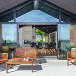 Panoramic Retreat With Pool Dom wakacyjny Sjolund