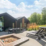 Dom wakacyjny Panoramic Retreat With Pool