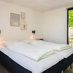 Panoramic Retreat With Pool Sjolund