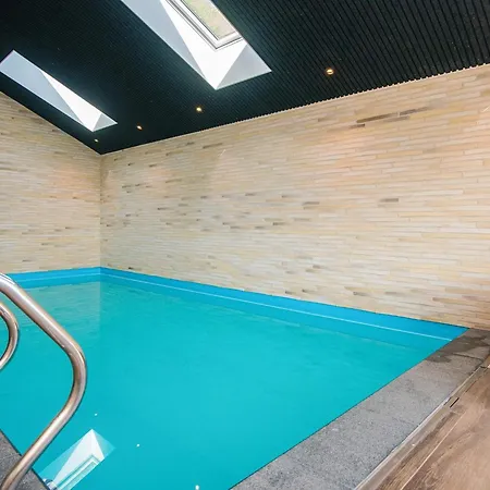 Panoramic Retreat With Pool Casa de Férias